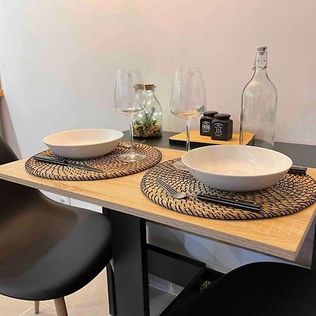 Le Duplex - Gare / Tram / Netflix Appartement Fontaine  Buitenkant foto