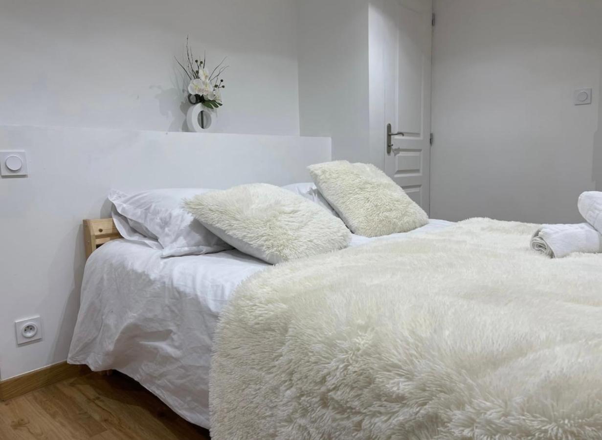 Le Duplex - Gare / Tram / Netflix Appartement Fontaine  Buitenkant foto