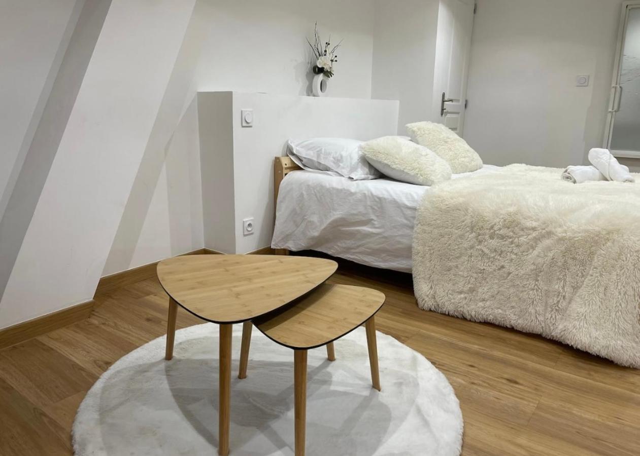 Le Duplex - Gare / Tram / Netflix Appartement Fontaine  Buitenkant foto