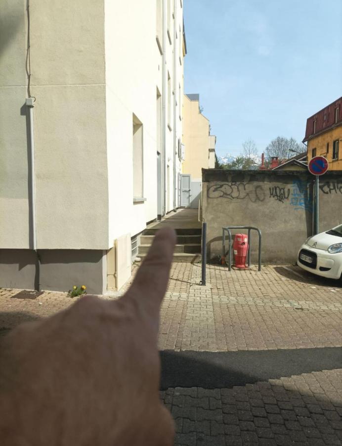 Le Duplex - Gare / Tram / Netflix Appartement Fontaine  Buitenkant foto