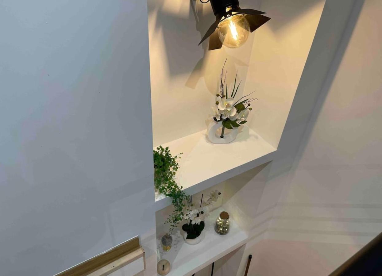 Le Duplex - Gare / Tram / Netflix Appartement Fontaine  Buitenkant foto
